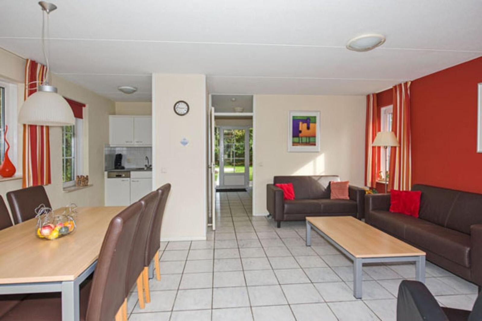 Bungalow - 6 Personen Gelegen In De Nabije Omgeving Van Avonturenpark Hellendoorn En De Prachtige Sallandse Heuvelrug En Eelerberg מראה חיצוני תמונה